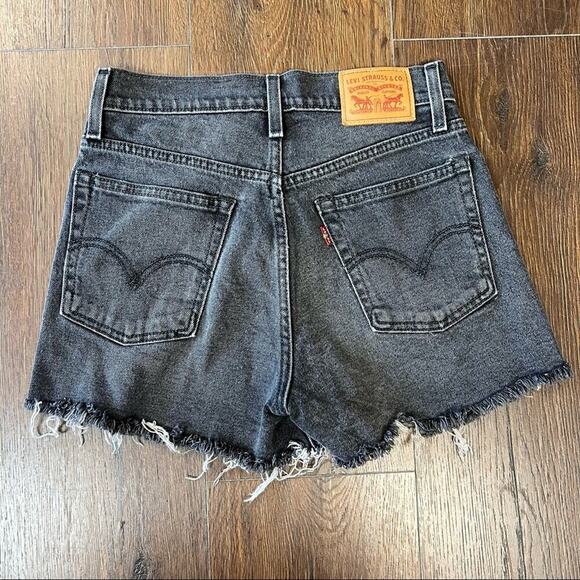 Levi's® Premium RIBCAGE WOMEN'S SHORTS SZ 25/0 - Picture 3 of 9